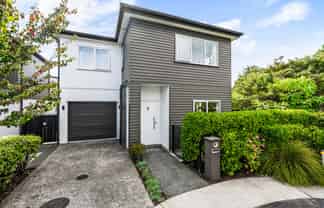 9 Manaaki Circle, Waiotaiki Bay