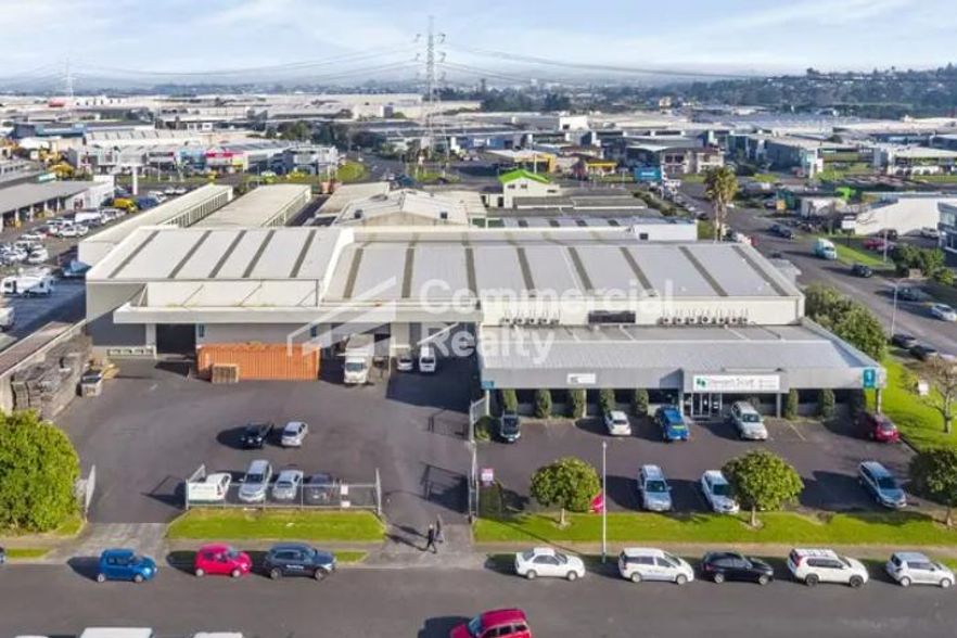 3780Sqm Warehouse & Office With Secure Yard – pohled 5