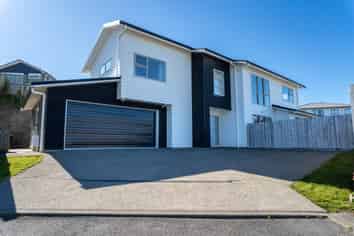 71 Grenada Drive, Grenada Village