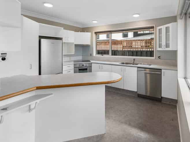 63 Mansfield Avenue, Saint Albans