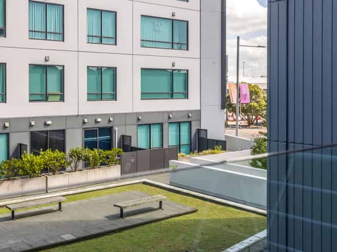 236/8 Dockside Lane, Auckland Central