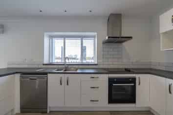 9/2 Ruakiwi Road, Hamilton Central