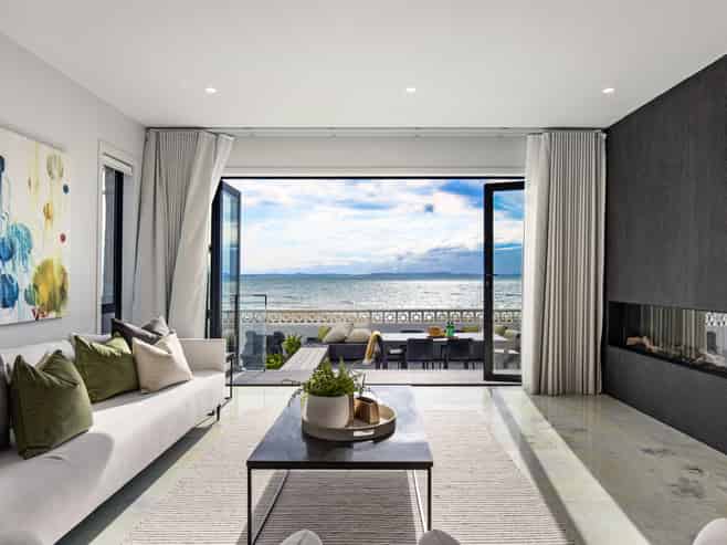 18A The Esplanade, Eastern Beach