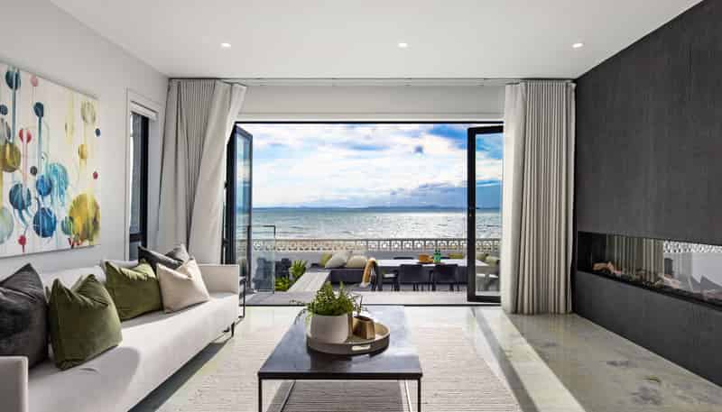 18A The Esplanade, Eastern Beach