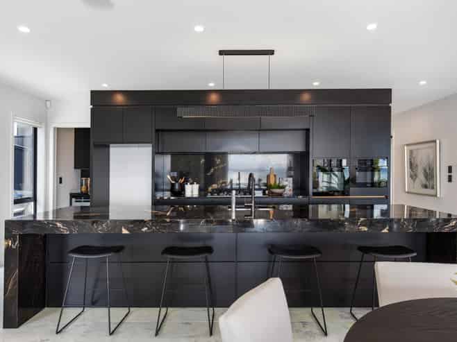 18A The Esplanade, Eastern Beach