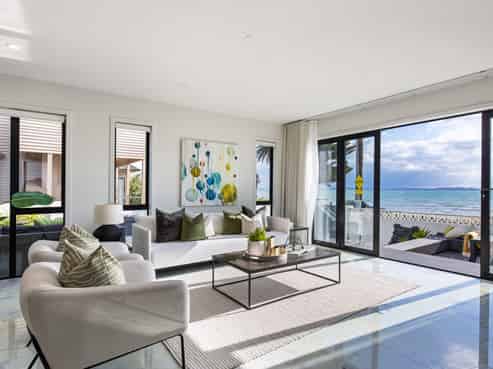 18A The Esplanade, Eastern Beach