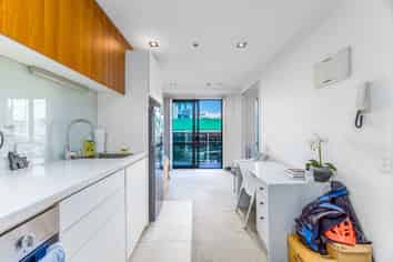 203/2 Dockside Lane, Auckland Central