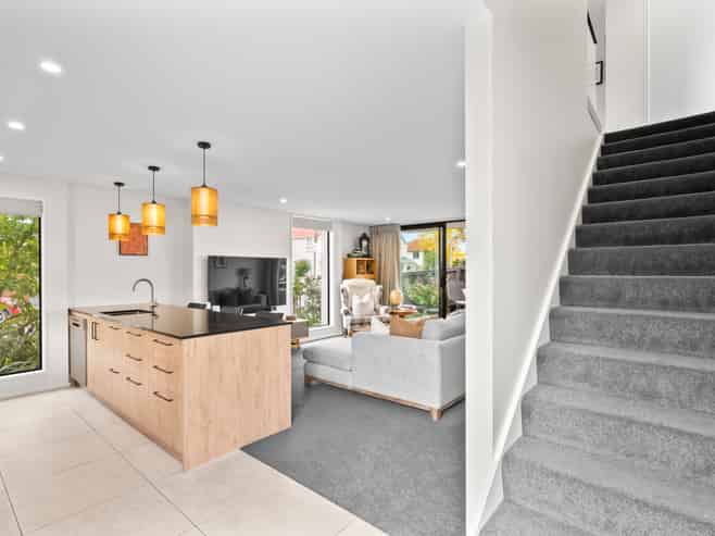 1/10 Bishop Street, Saint Albans