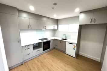 202/3 Beaumonts Way, Manurewa