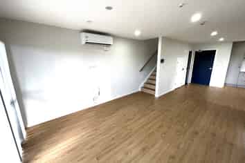 202/3 Beaumonts Way, Manurewa