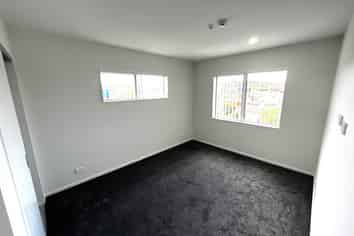 202/3 Beaumonts Way, Manurewa