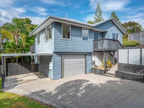 36 Aldern Road, Massey