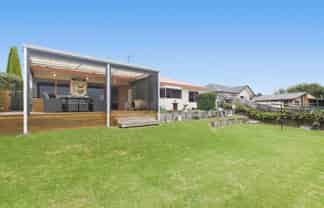 77 Poike Road, Hairini