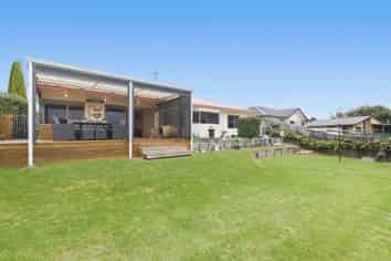 77 Poike Road, Hairini