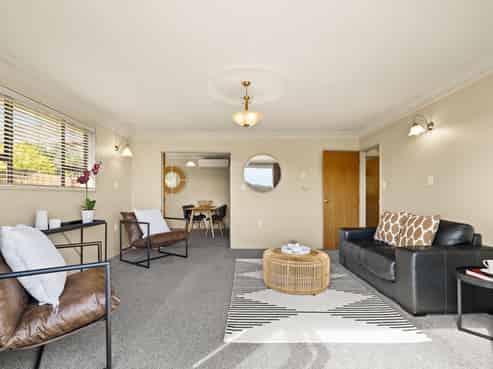 B/52 Barr Street, Kenmure