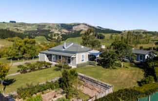 2033 Kahuranaki Road, Kahuranaki