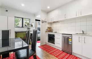 16 Pangu Way, Mangere