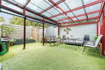 16 Pangu Way, Mangere