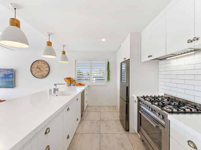 16 Sutherland Avenue, Mount Maunganui