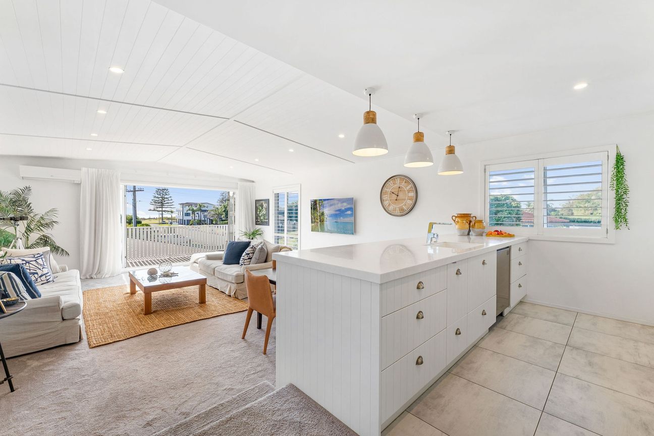 The luxury of coastal ease - Widok 2