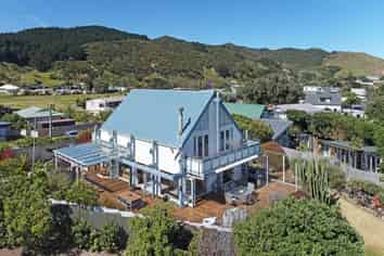 19 Cordyline Road, Port Waikato