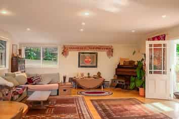 571 South Titirangi Road, Titirangi