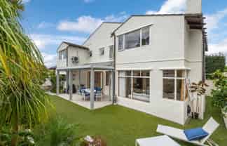 2/14 Sanders Avenue, Takapuna