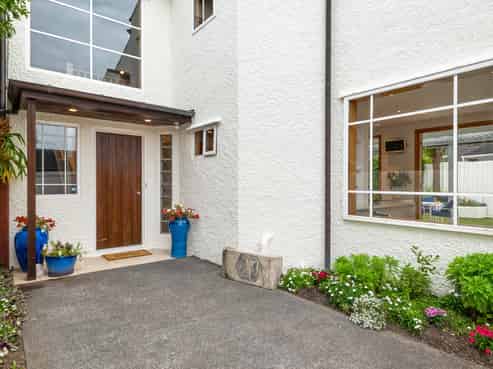 2/14 Sanders Avenue, Takapuna