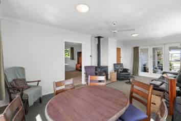 343 Mt Pleasant Road, Mount Pleasant