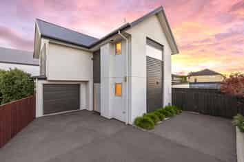 151C Canon Street, Edgeware