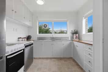 5 Hilltop Road, Parkvale