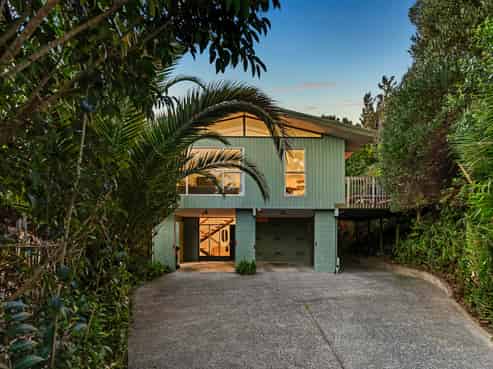 1C Peter Terrace, Castor Bay