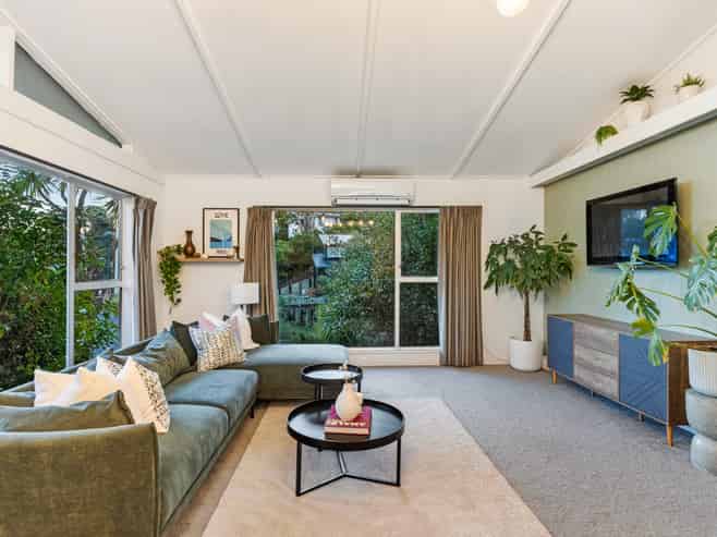 1C Peter Terrace, Castor Bay