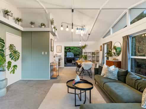 1C Peter Terrace, Castor Bay