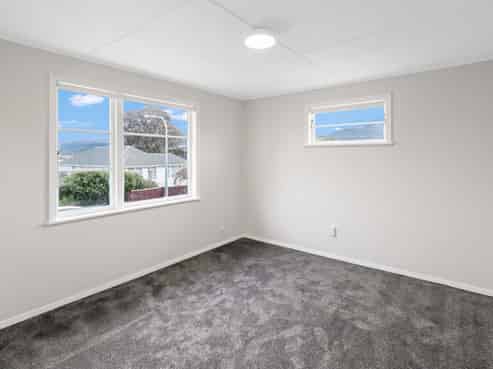 4/2 Argyle Grove, Trentham