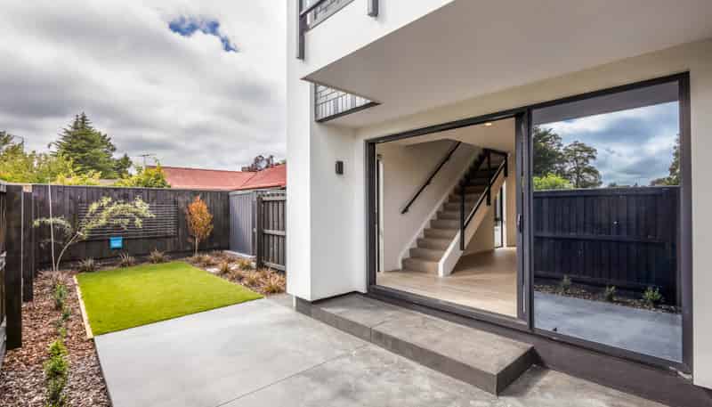 9/200 Main North Road, Redwood