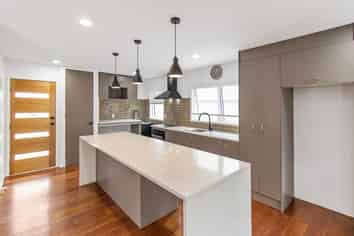 67 Flat Bush Road, Clover Park