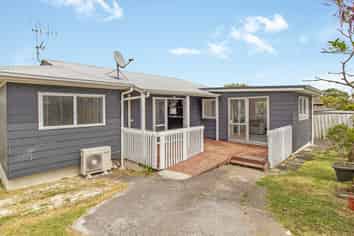 67 Flat Bush Road, Clover Park