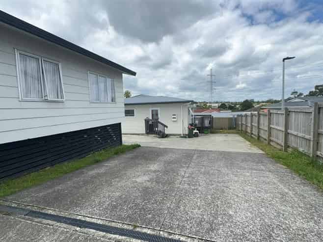 A/103 Flat Bush Road, Clover Park