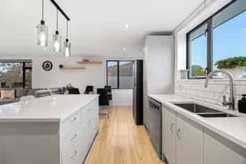 1/436 Greers Road, Bishopdale