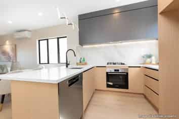 18 Greenbrier Street, Westgate