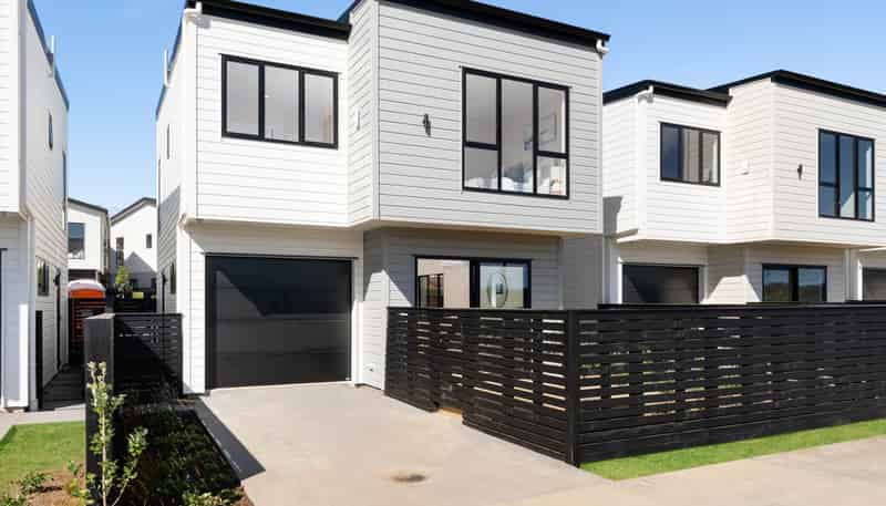 18 Greenbrier Street, Westgate