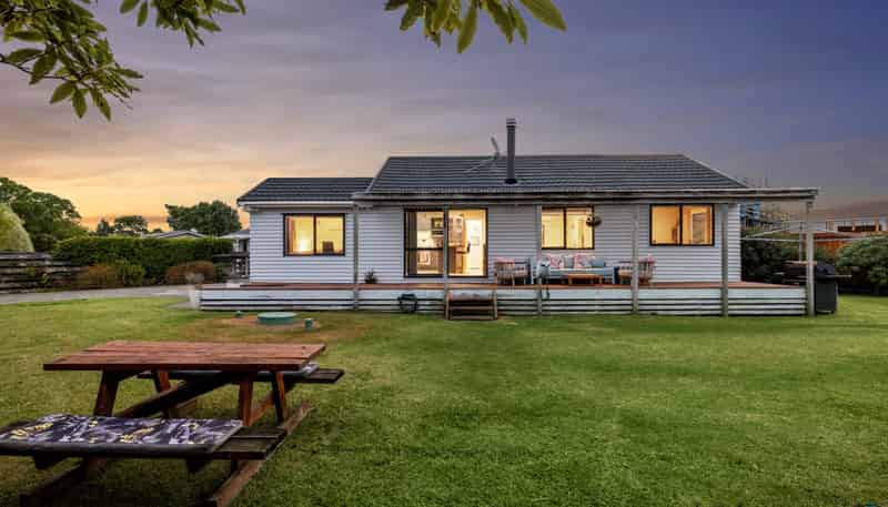 10 Great North Road, Riverhead