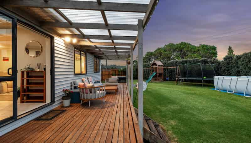 10 Great North Road, Riverhead