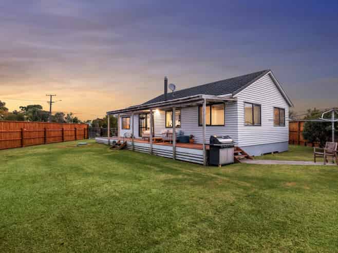 10 Great North Road, Riverhead