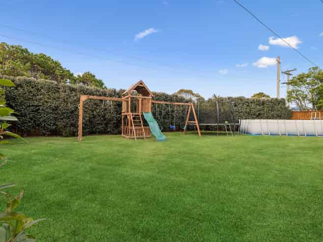10 Great North Road, Riverhead