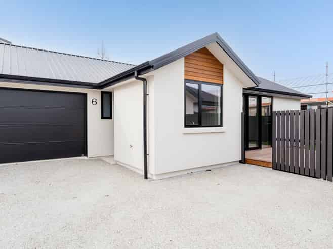 6 Armson Close, Mosgiel