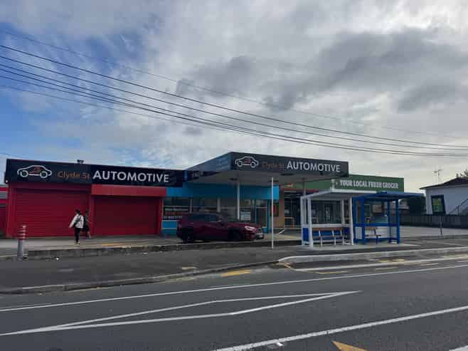 HIGH PROFILE, FLEXIBLE SPACE