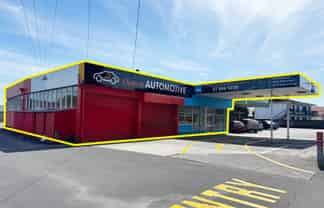 HIGH PROFILE, FLEXIBLE SPACE