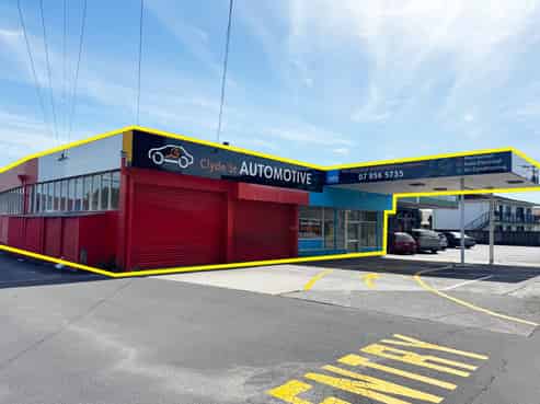 HIGH PROFILE, FLEXIBLE SPACE